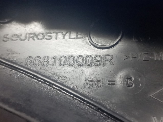Заглушка жабо збоку 668100009R RENAULT