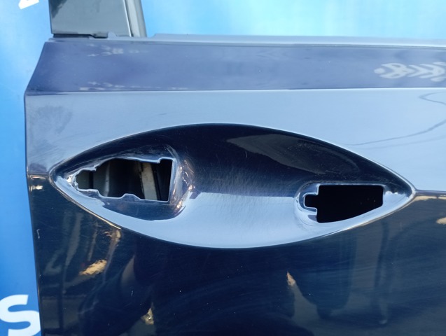 Дверка передня права 6700148160 TOYOTA