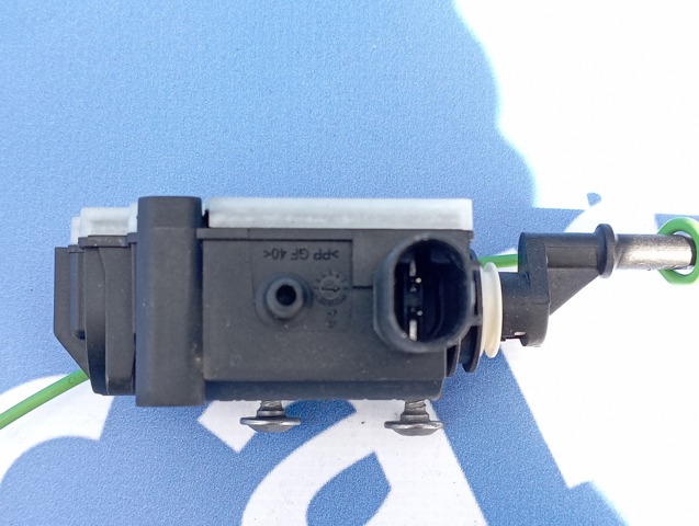 Замок відкривання лючка бензобаку 67116985880 BMW