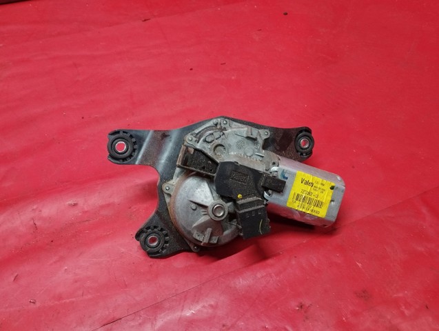 Склоочисник дверей задка 67637237062 BMW