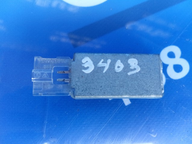 Плафон підсвічення бардачка 6L0947565 VAG