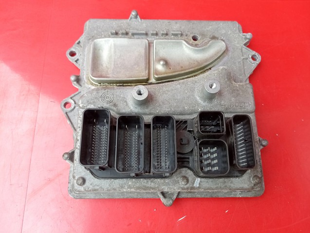 Блок двигуна 7540686 BMW