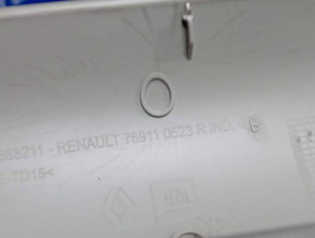 Обшивка стійки кузова внутрішня, передня права 769110523R RENAULT