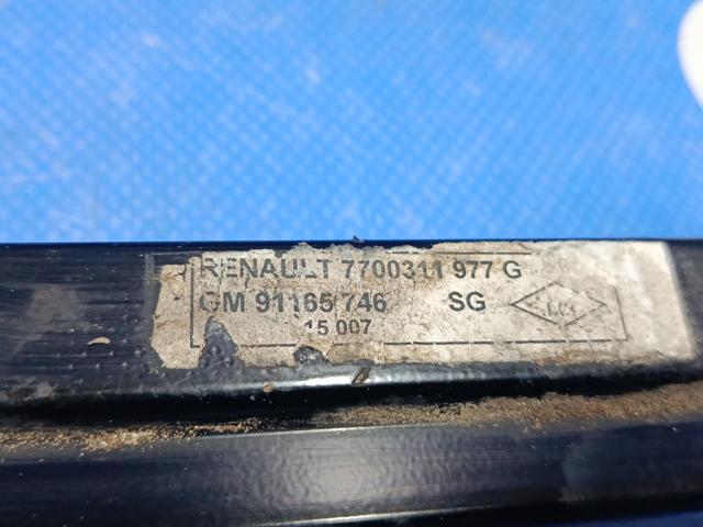 Рейка направляюча зсувних дверей, нижня ліва 7700311977 RENAULT