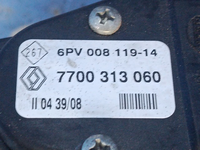 Педаль акселератора Opel Vivaro A