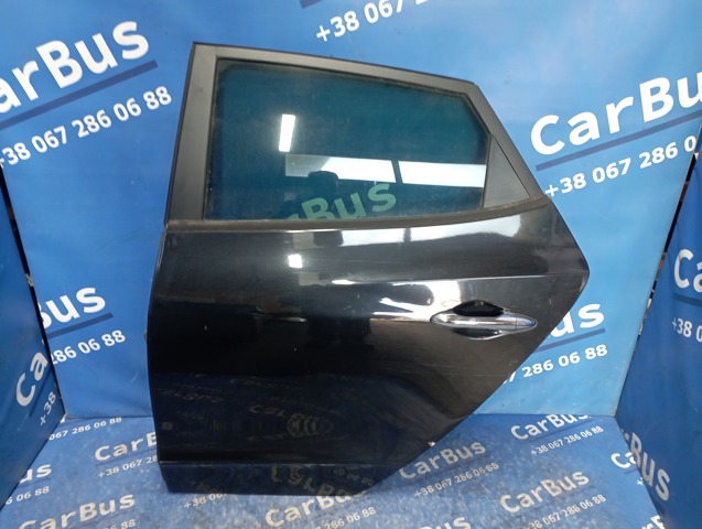 Двері задні, ліві 770032Y000 HYUNDAI