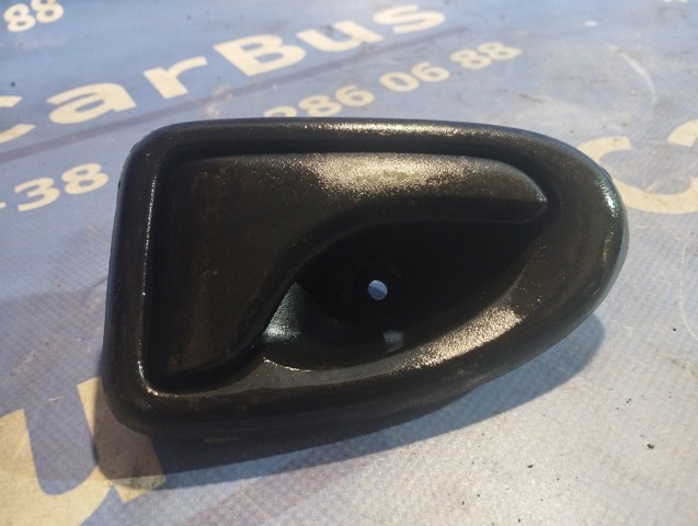 Ручка правих задніх дверей 7700830079 RENAULT