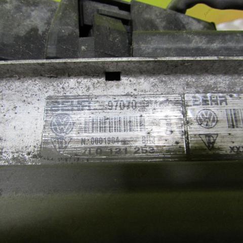 Підвіска радіатора 7L0121253 VAG