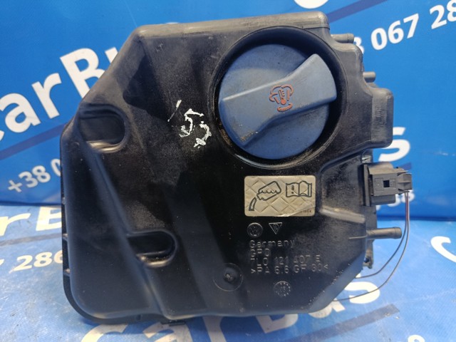 Водяний бачок системи охолодження 7L0121407E VAG