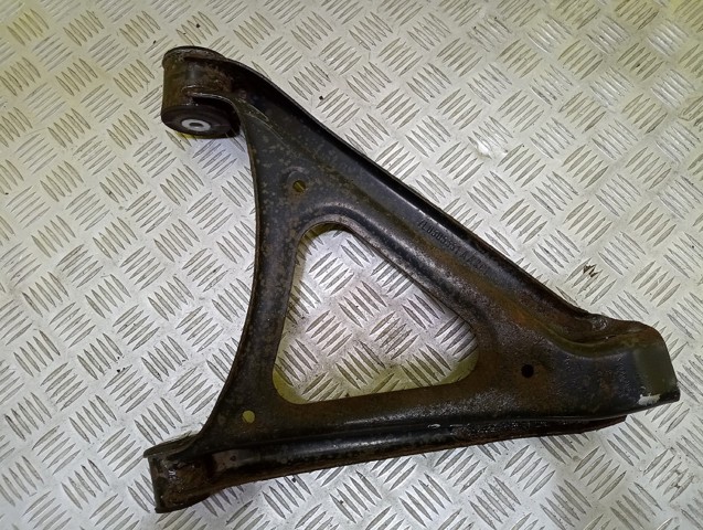 Балансир задній нижній, лівий 7L0505351 VAG