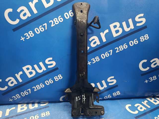 Кронштейн замку капоту 7L0805799D VAG