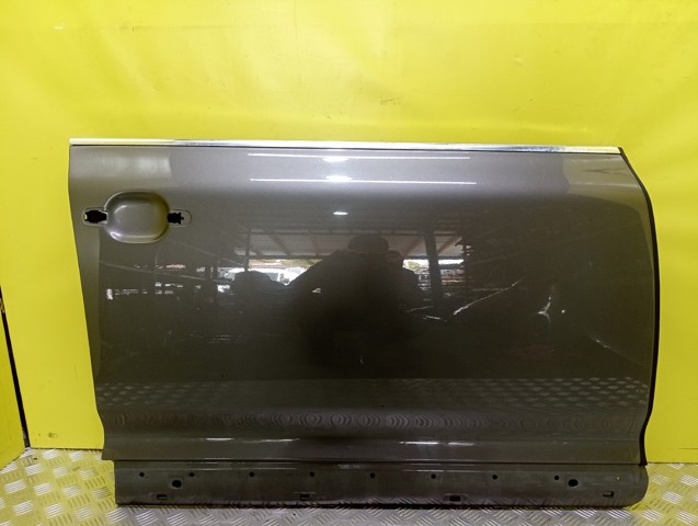 Двері пасажирські задні праві 7L0833056M VAG