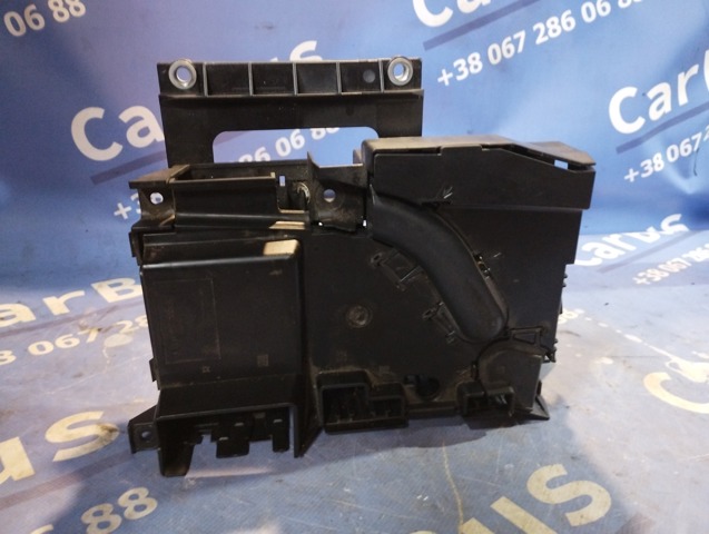 Блок запобіжників задній, салонний 7L0937548C VAG