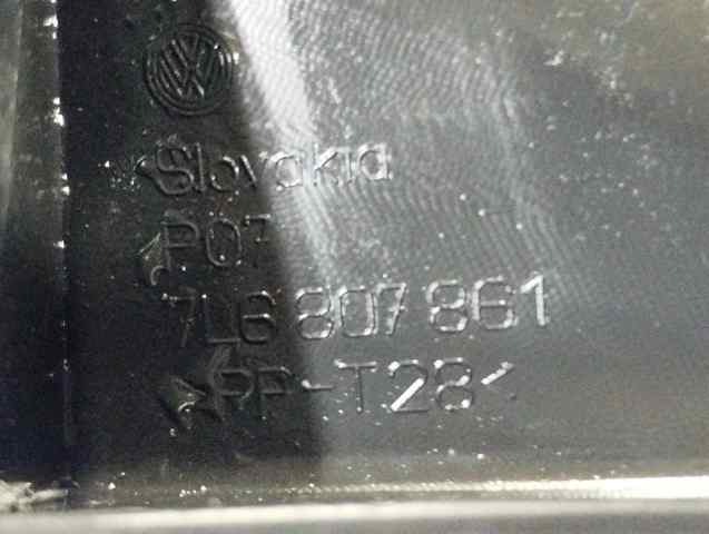 Кріплення бамера ліве 7L6807861 VAG
