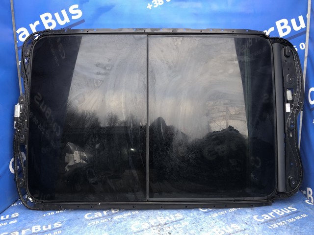 Скло даху 7L6877055 VAG