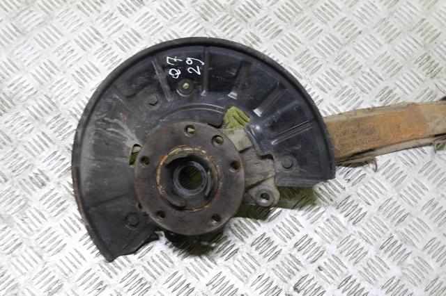 Цапфа поворотна права 7L8407258C VAG