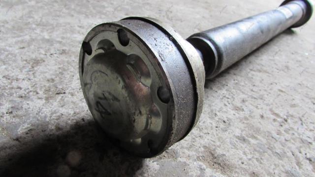 Кардан передній 7L8521101C VAG