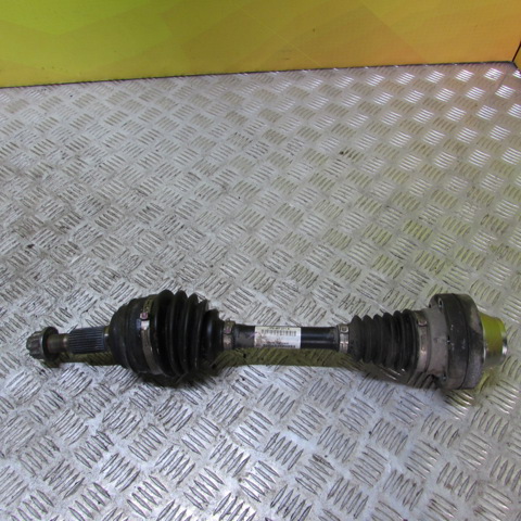 Піввісь (привід) передня 7P0407271A VAG