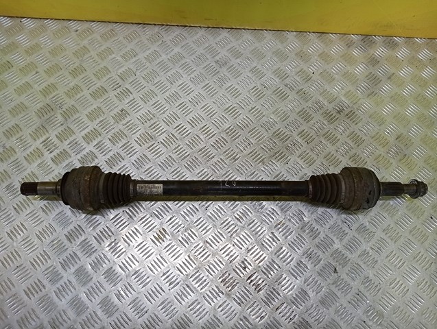 Привід задній 7P0501201G VAG