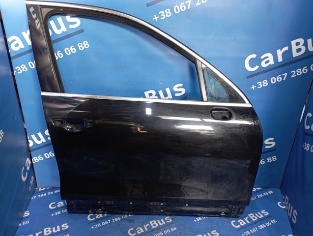 Пасажирські передні двері 7P0831312B VAG
