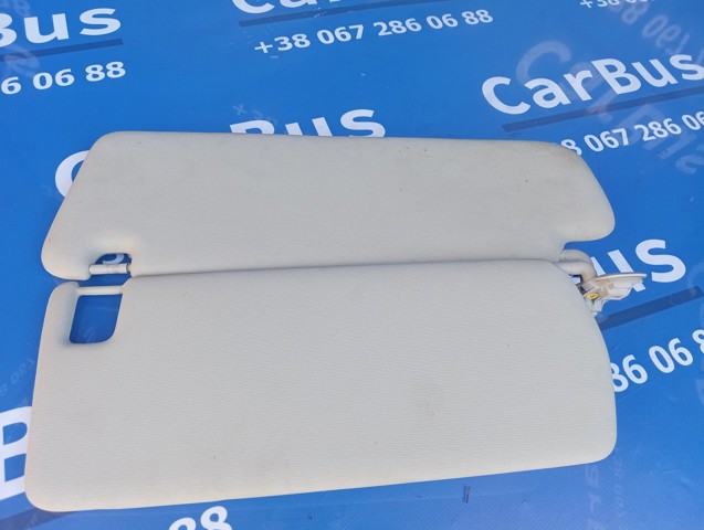 Козирок протисонячний 7P0857552 VAG