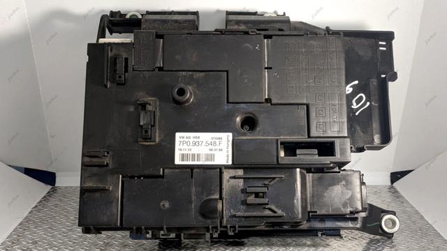 Блок запобіжників задній, салонний 7P0937548F VAG