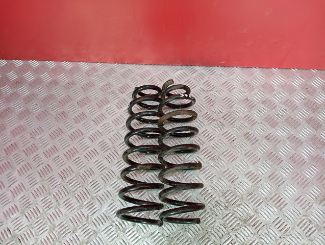 Пружина передня 7P6411105R VAG