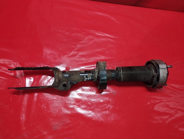 Амортизатор передньої підвіски 7P6413032AC VAG