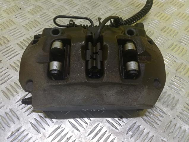 Супорт гальмівний задній правий 7P6615424D VAG