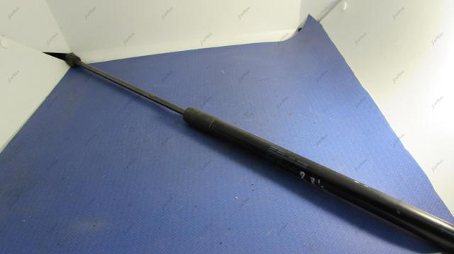 Амортизатор капота 7P6823359 VAG