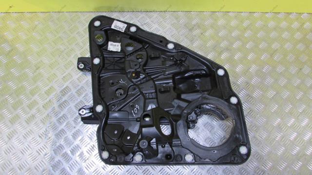Механізм склопідйомника двері задньої, правої 7P6839462 VAG