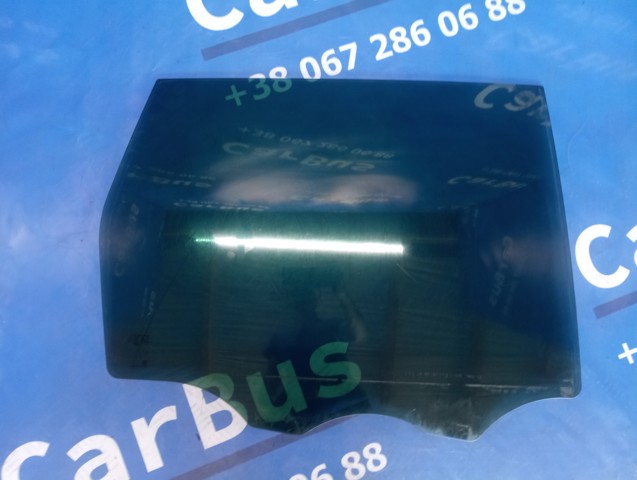 Вікно задніх дверей 7P6845026 VAG