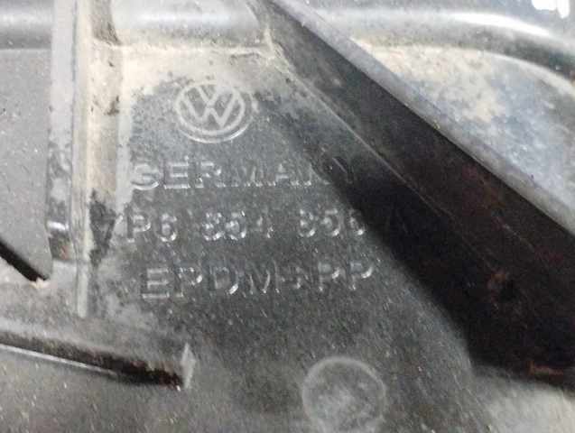 Бризковики задній, правий 7P6854856 VAG