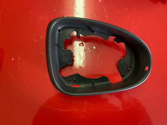 Накладка дзеркала заднього виду, права 7P6857602 VAG