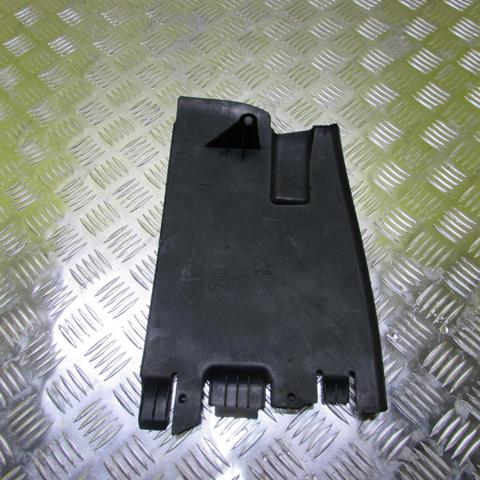 Захист заднього бампера 8200066570 RENAULT