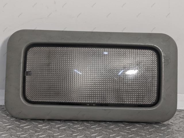 Плафон освітлення салону/кабіни, задній 8200100587 RENAULT