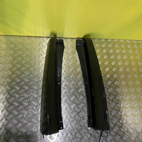 Накладка стійки кузова зовнішня, задня права 8200176384 RENAULT