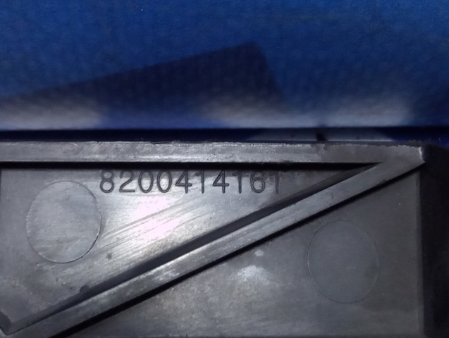 Подушка радіатора охолодження, верхня 8200414161 RENAULT