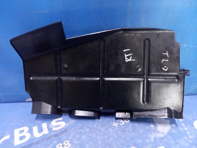 Повітропровід / дефлектор радіатора, правий 8200422680 RENAULT