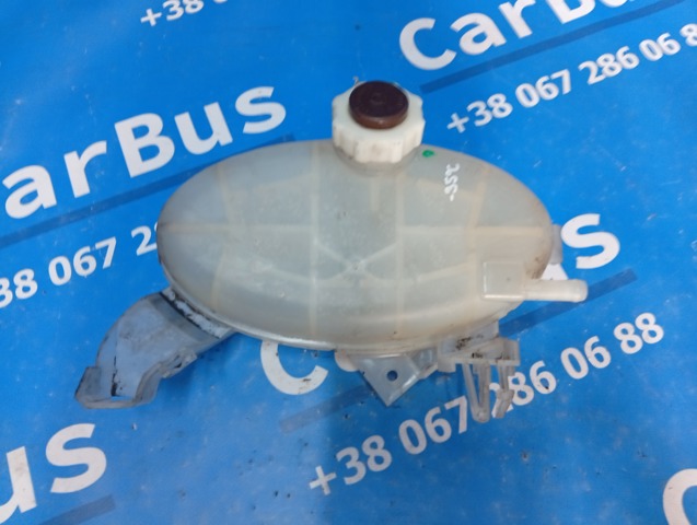 Бачок системи охолодження, розширювальний 8200595002 RENAULT