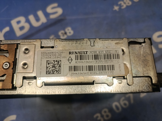 Магнітола 8200633634 RENAULT
