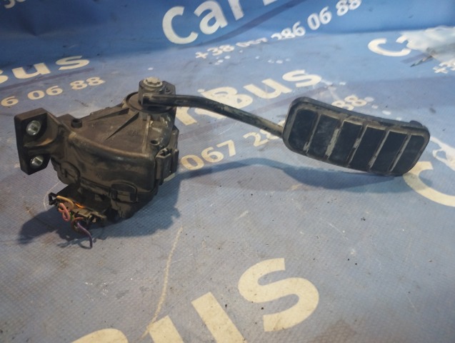 Педаль газу (акселератора) 8200724059 RENAULT