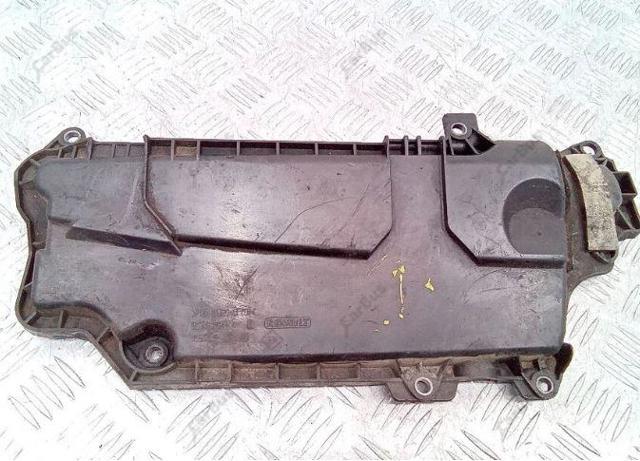 Кришка двигуна декоративна 8200805844 RENAULT