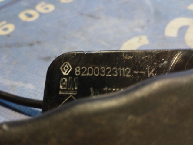 Тримач зовнішньої ручки дверей, передніх лівих 8200897943 RENAULT