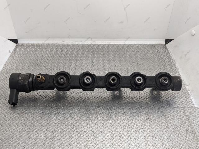 Паливна рампа 8200942719 RENAULT