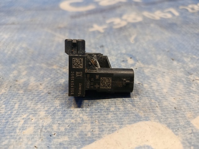 Датчик AIRBAG передній 85E959345C VAG