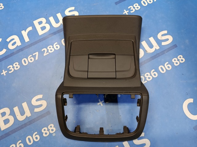 Декоративна накладка центральної консолі 8K0864376 VAG