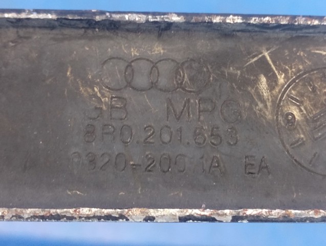 Кронштейн баку паливного 8R0201653 VAG