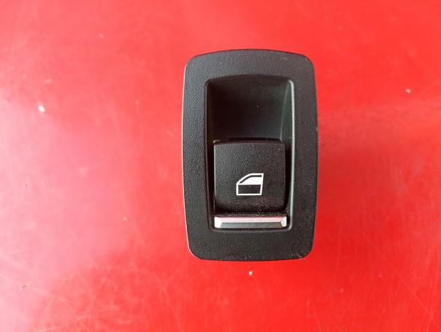 Кнопка підйомника заднього скла 9361936 BMW
