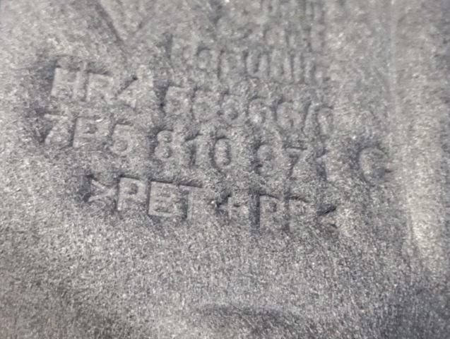 Підкрилок задній лівий 95850497101 VAG